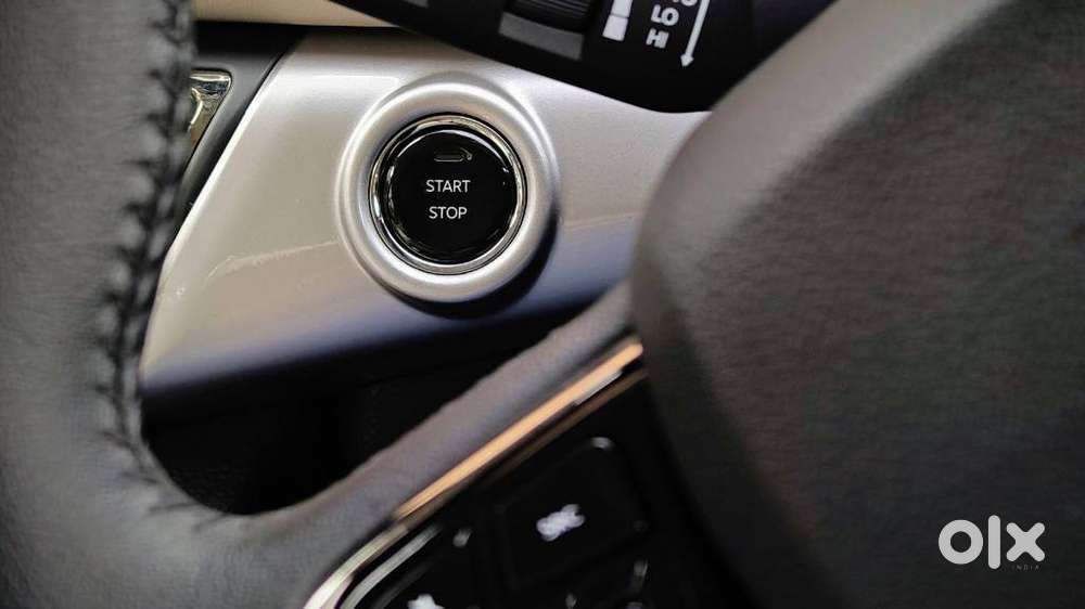 Mahindra Xuv700, 2025, Diesel