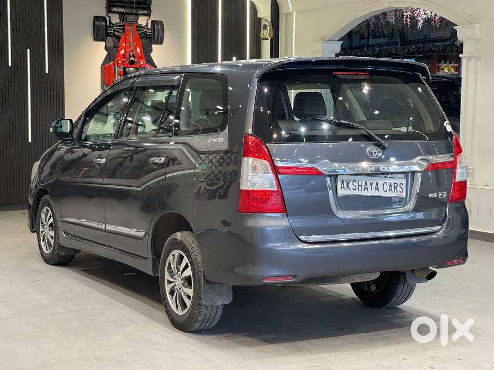 Toyota Innova 2.5 V 8 Str, 2016, Diesel