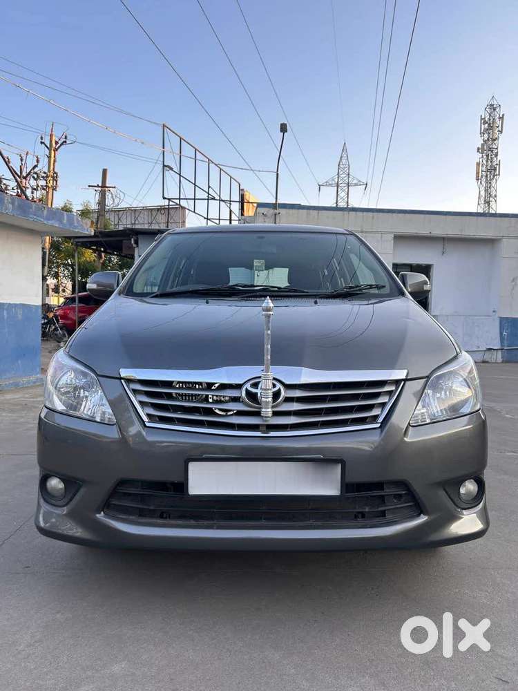 Toyota Innova 2.5 V 7 Str, 2013, Diesel