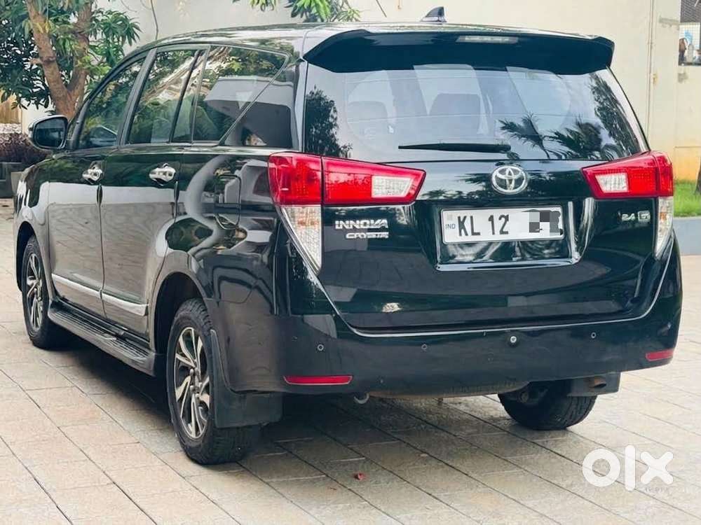 Toyota Innova Crysta [2020-ongoing] 2.4 Gx At 7 Str, 2021, Diesel