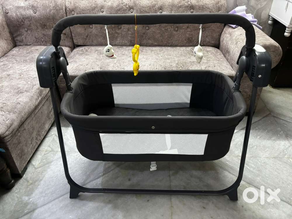 Electronic Baby Cradle Swing &ndash; Excellent Condition