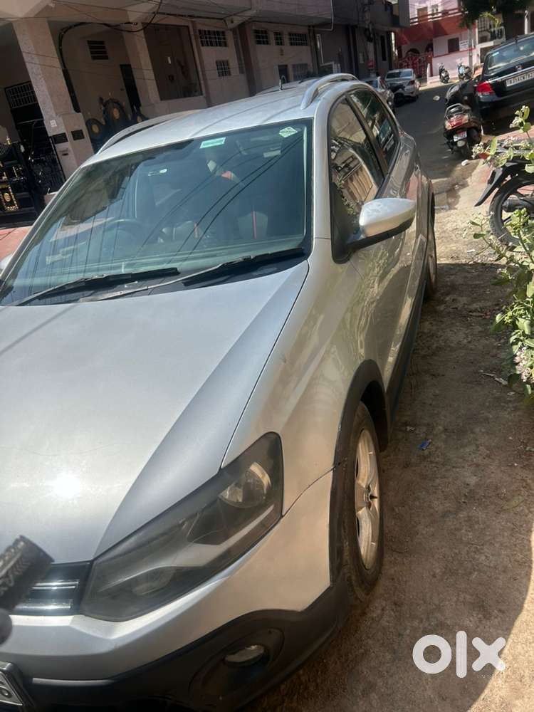 Volkswagen Polo 2015 Diesel 106000 Km Driven