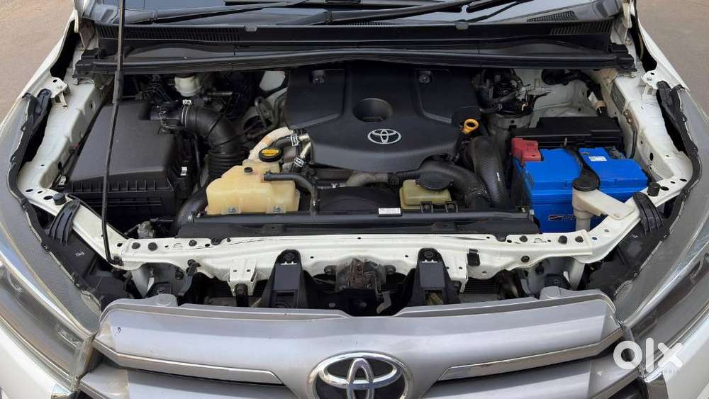 Toyota Innova Crysta 2.8z Automatic, 2016, Diesel