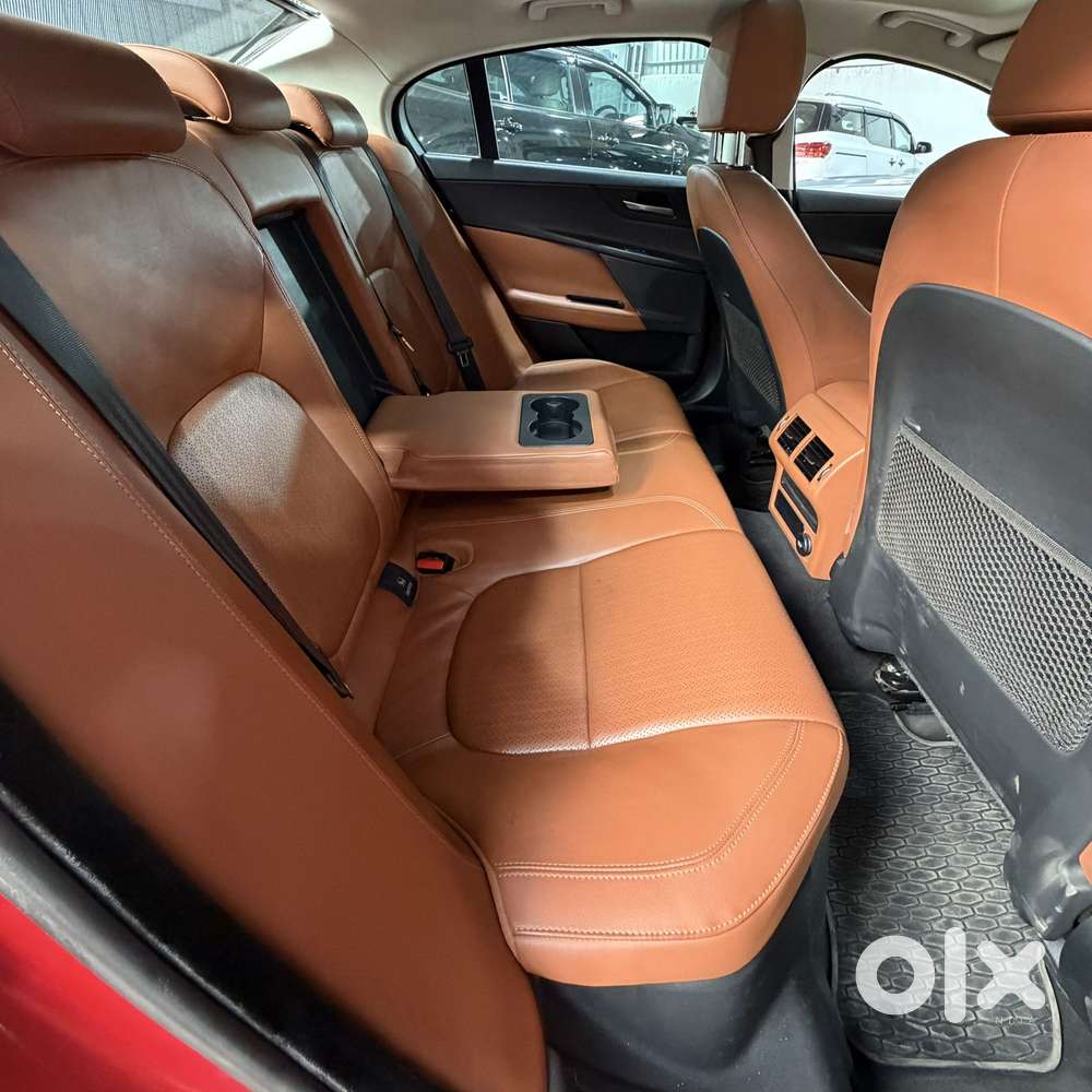 Jaguar Xe 2.0l Diesel Portfolio, 2017, Diesel