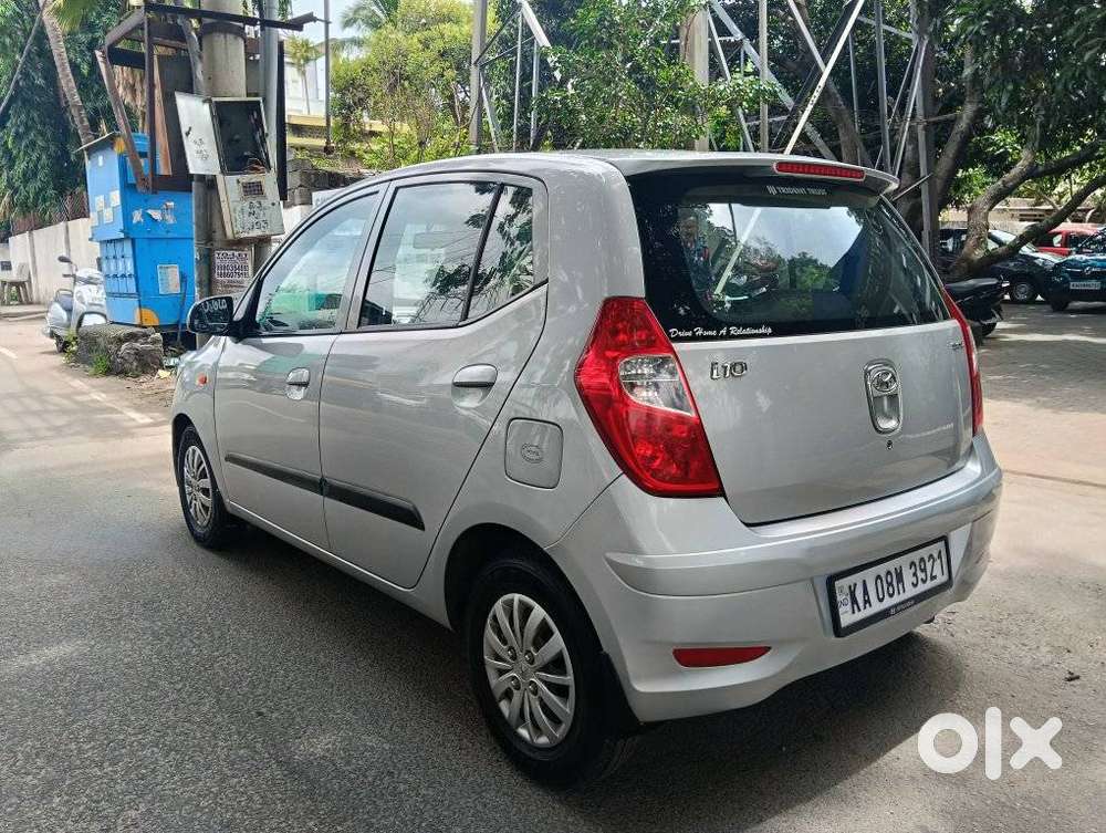 Hyundai I10 Sportz, 2014, Petrol