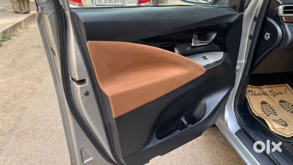 Toyota Innova Crysta 2.8z Automatic, 2017, Diesel