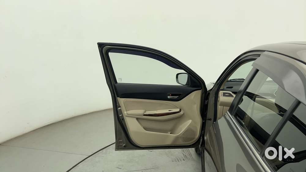 Maruti Suzuki Dzire 1.2 Zxi Amt, 2019, Petrol