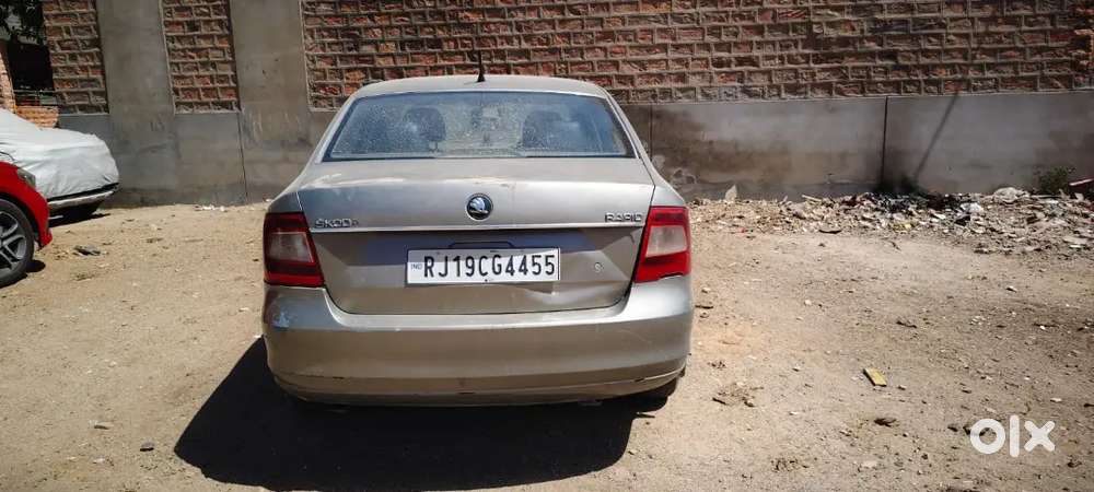 Skoda Rapid Tsi Active 2015