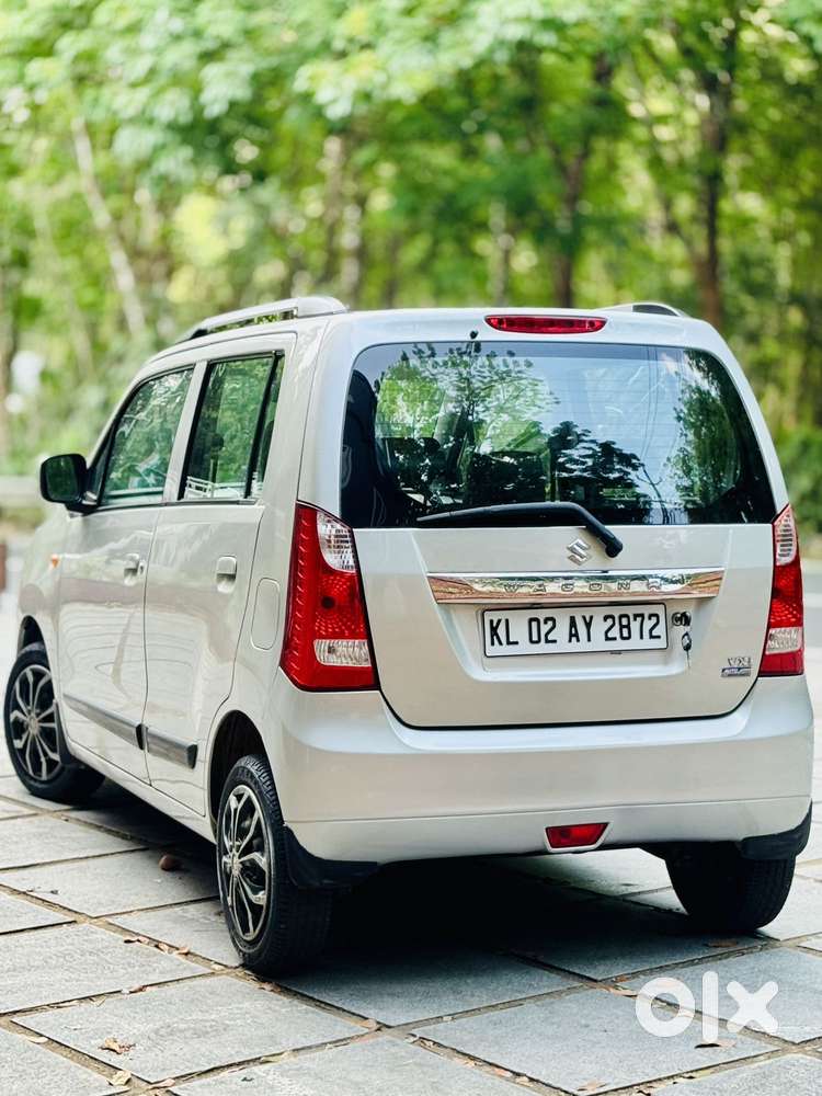 Maruti Suzuki Wagon R Vxi Amt1.2, 2016, Petrol