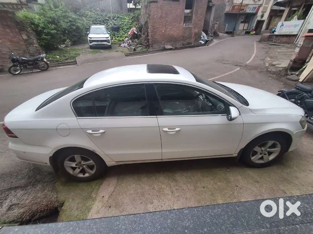 Volkswagen Passat 2012 Diesel With Automatic Transmission