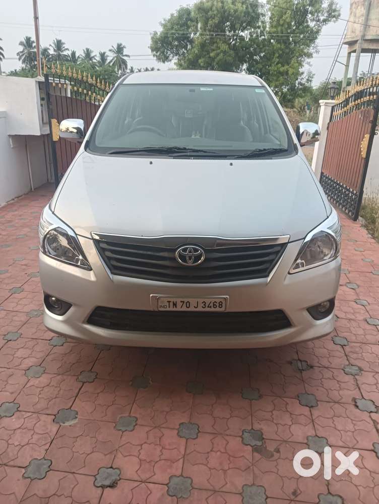 Toyota Innova 2.5 G (diesel) 7 Seater Bs Iv, 2013, Diesel