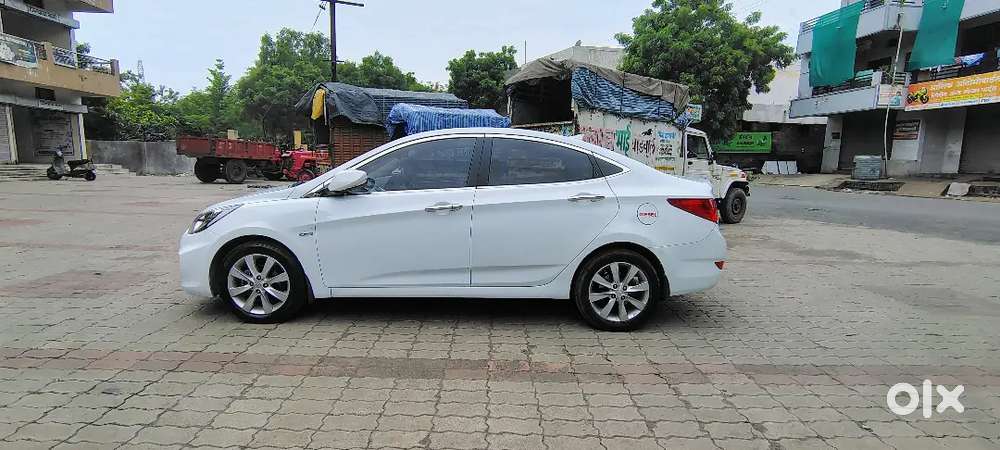 Hyundai Verna 1.6 Crdi 2012