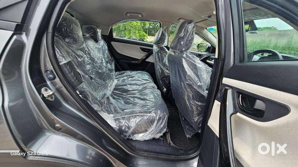 Tata Nexon Pure 1.2 Revotron Petrol 6 Mt, 2024, Petrol