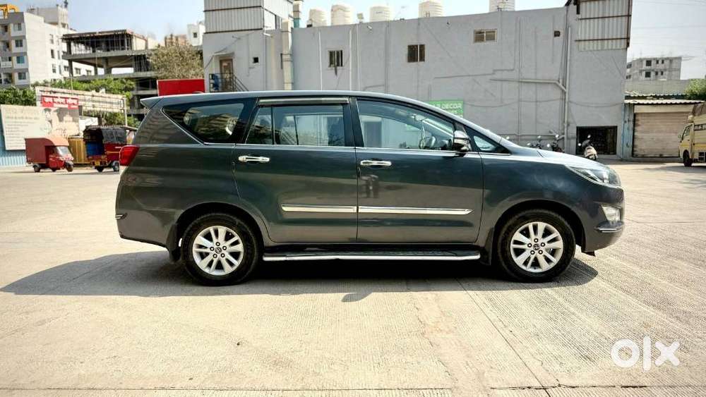 Toyota Innova Crysta 2.4 G Mt 8s, 2017, Diesel