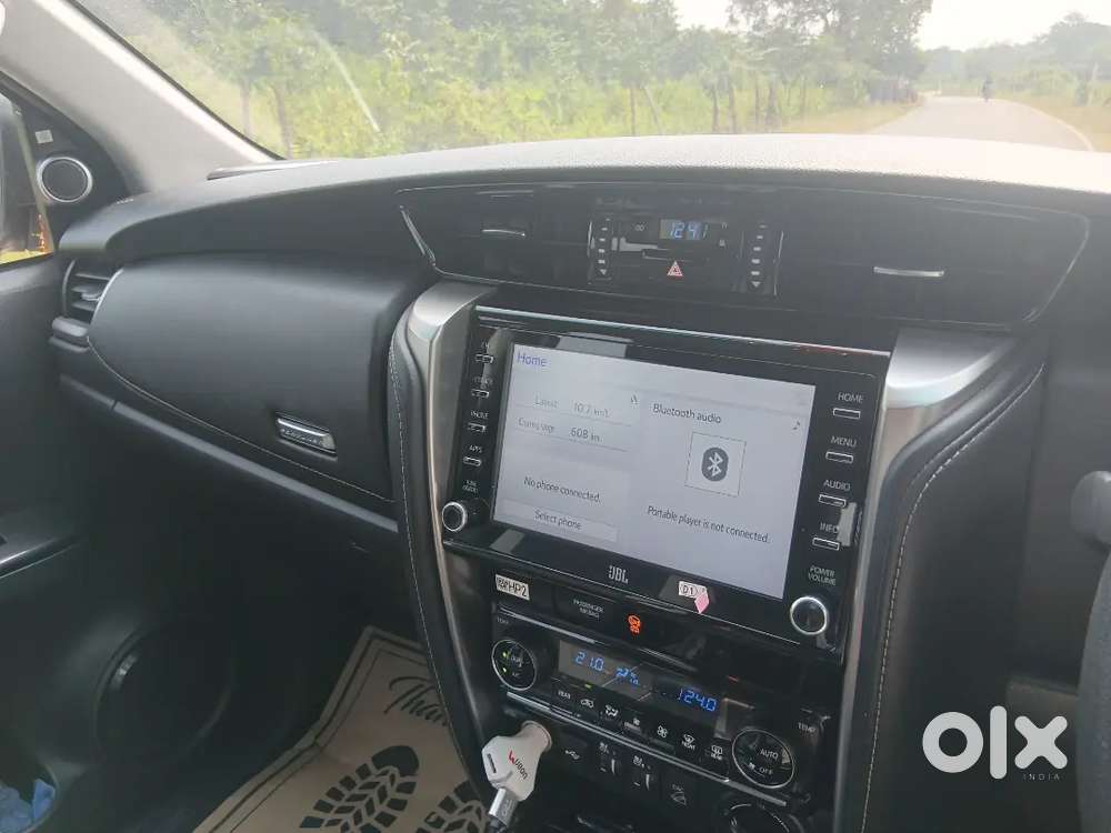 Toyota Fortuner 2024 Diesel Well Maintained
