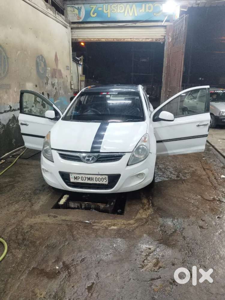 Hyundai I20 Sportz 2012