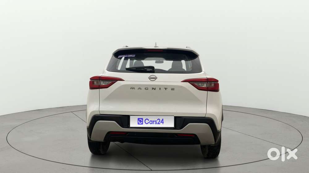 Nissan Magnite 1.0 Xv, 2023, Petrol