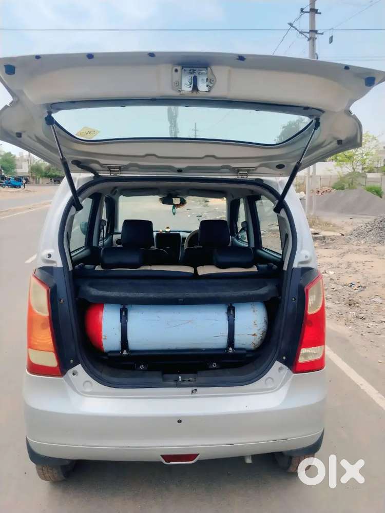 Petrol +company Fitting Cng 2016 Model