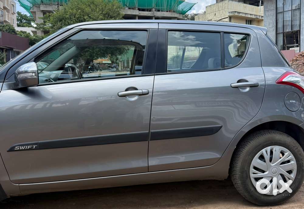 Maruti Suzuki Swift Petrol 2017
