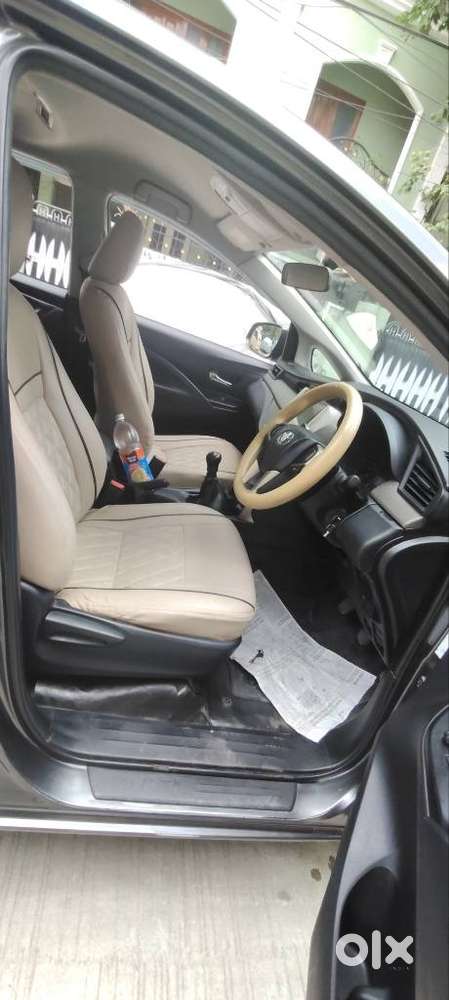 Toyota Innova Crysta 2.7 Gx Mt 8s, 2017, Diesel