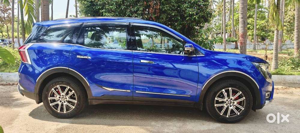 Mahindra Xuv700 2.2 Ax 7 Diesel At Luxury Pack Str Awd, 2022, Diesel