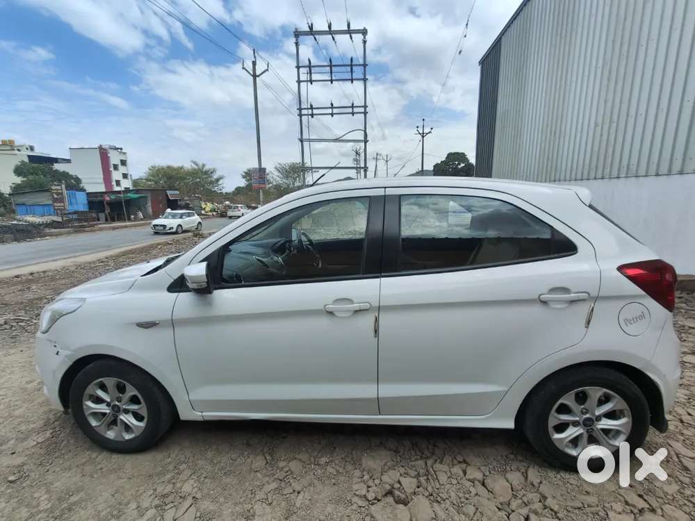 Ford Figo Titanium 2015 Petrol+cng  Rc Updated  92,000 Km
