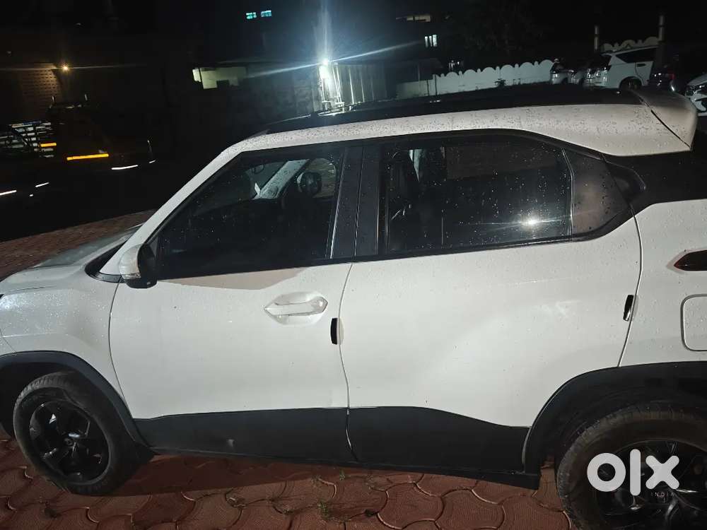 Tata Punch 2023 Petrol 27000 Km Driven