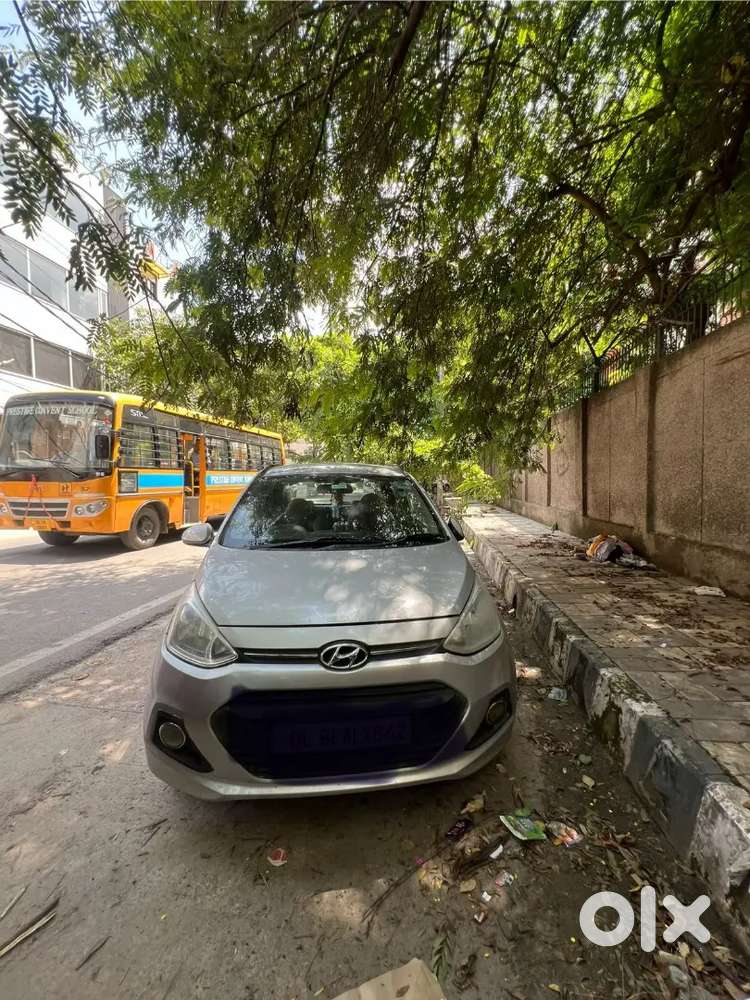 Hyundai Grand I 10 Asta Top Modal