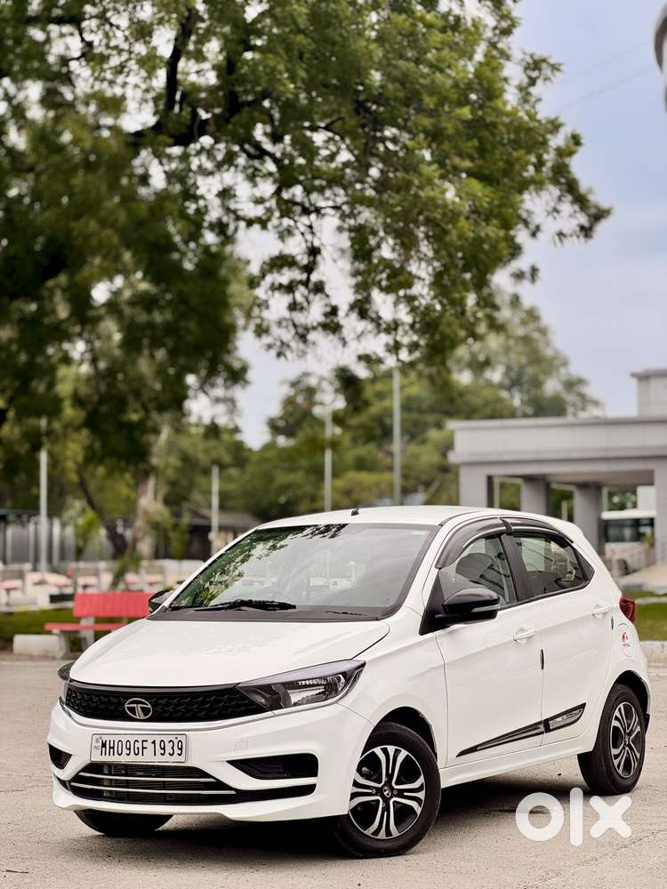 Tata Tiago, 2023, Petrol
