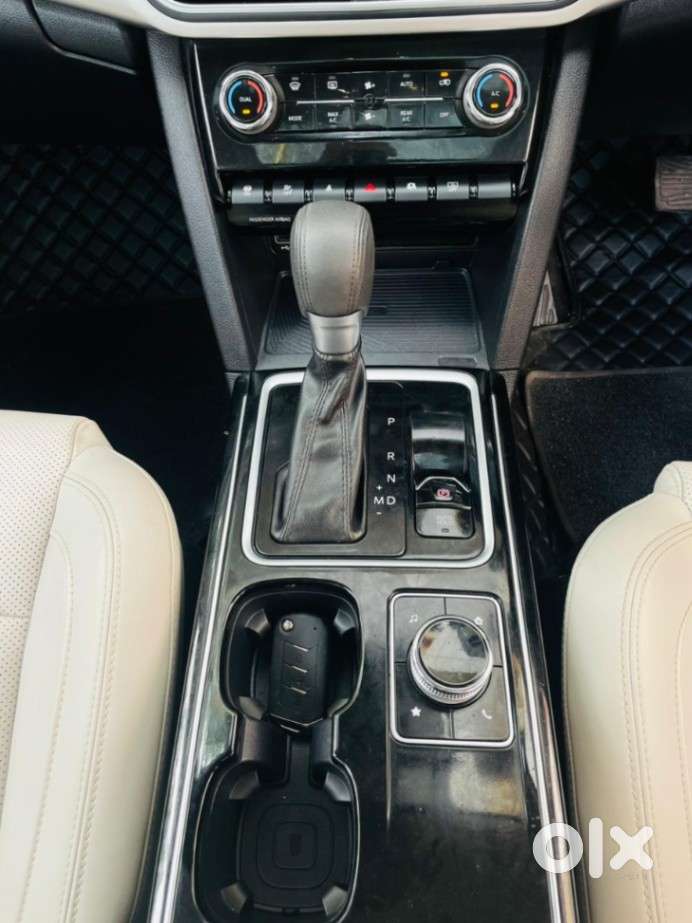 Mahindra Xuv700 2.2 Ax 7 Diesel At Luxury Pack Str, 2021, Diesel