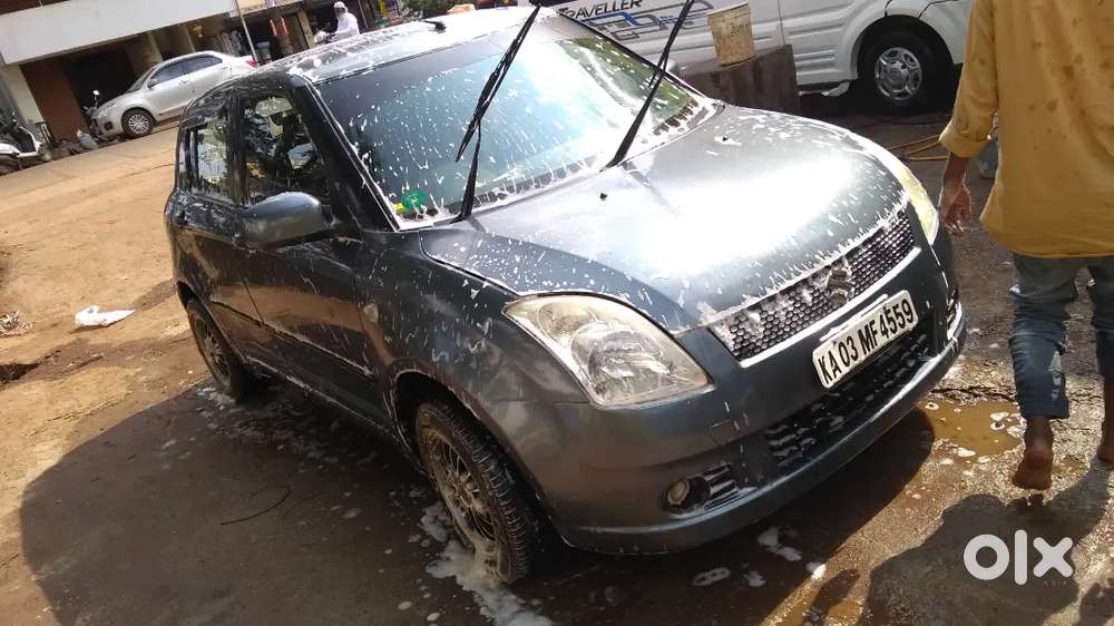 Maruti Suzuki Swift Vxi Well Maintained