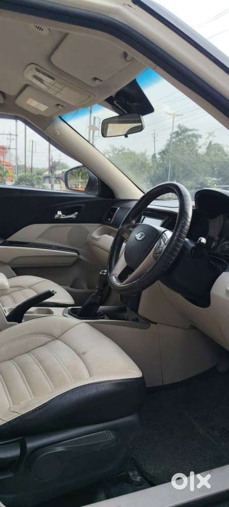 Mahindra Xuv300 W8 Diesel, 2020, Diesel