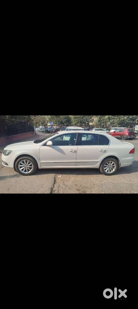 Skoda Superb 1.8 Elegance Tsi At, 2016, Petrol