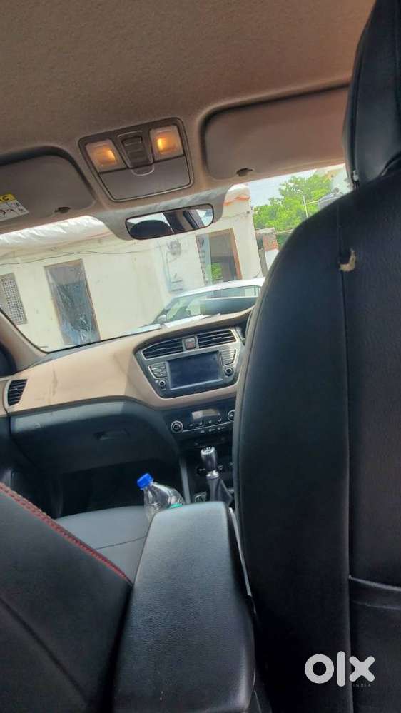 Hyundai I20 Asta (o) 1.2 Mt, 2019, Petrol