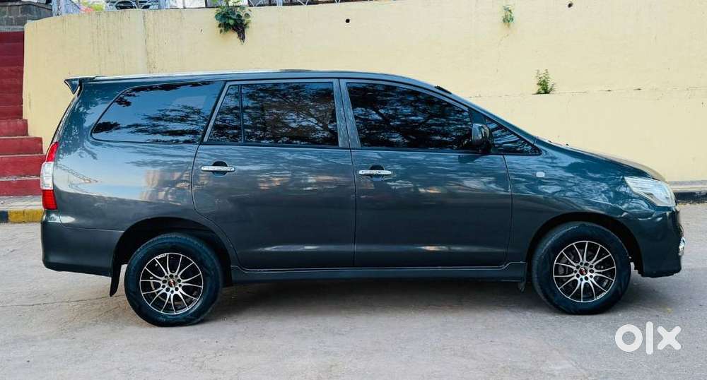 Toyota Innova 2.5 G (diesel) 7 Seater, 2015, Diesel