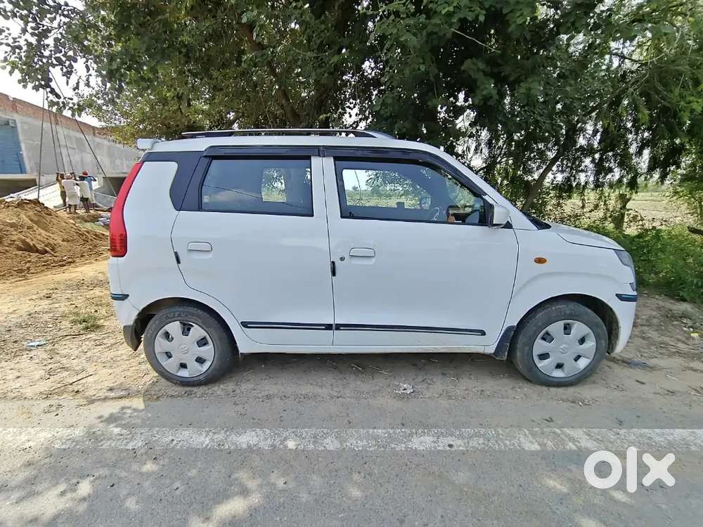  2025 Wagonr Vxi Cng Top Model | 1st Owner | 12,000 Km | Mint Condit