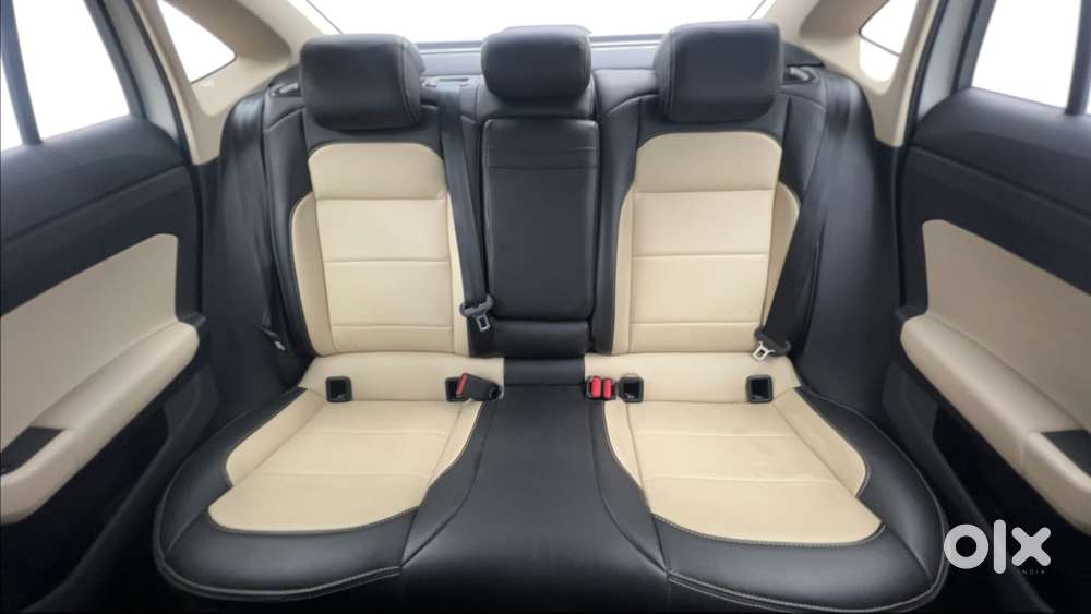 Volkswagen Virtus Highline Plus 1.0 Tsi At, 2024, Petrol