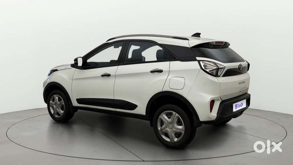 Tata Nexon 1.2 Revotron Xm (s), 2023, Petrol