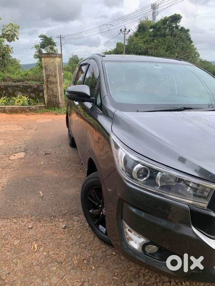 Toyota Innova Crysta 2018 Diesel Well Maintained