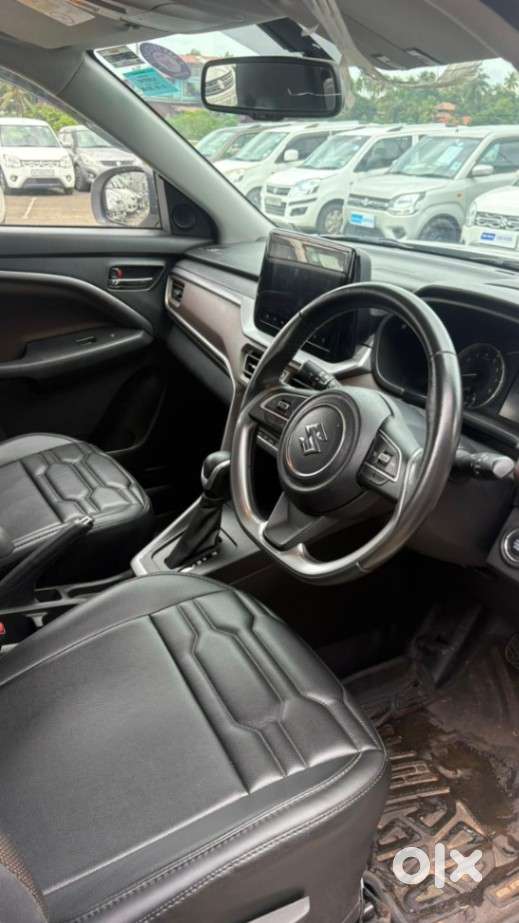Maruti Suzuki Brezza 1.5 Zxi At Smart Hybrid Dual Tone, 2023, Petrol