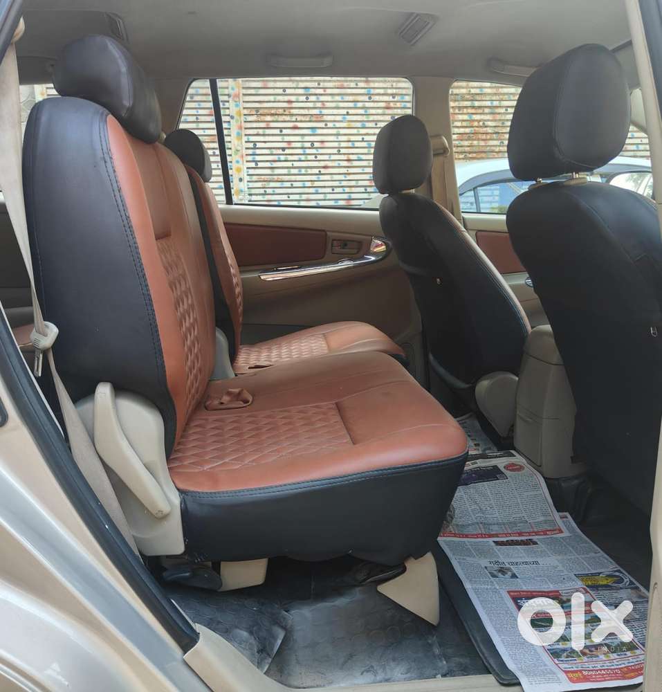 Toyota Innova 2.5 G (diesel) 8 Seater, 2014, Diesel