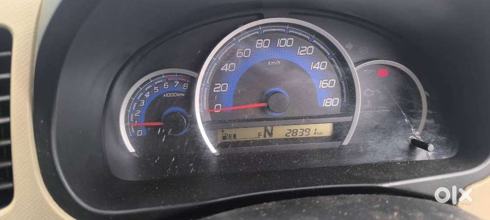 Maruti Suzuki Wagon R Vxi Amt1.2, 2017, Petrol