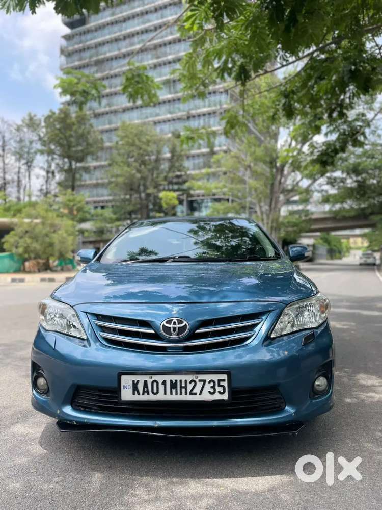 Toyota Corolla Altis 2011 Petrol Well Maintained