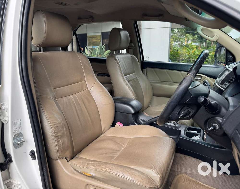 Toyota Fortuner 3.0 4x2 Automatic, 2014, Diesel