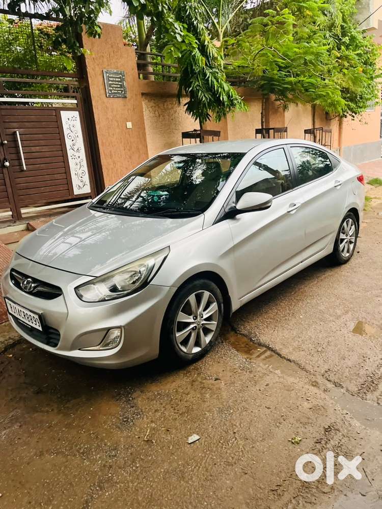 Hyundai Fluidic Verna 2012