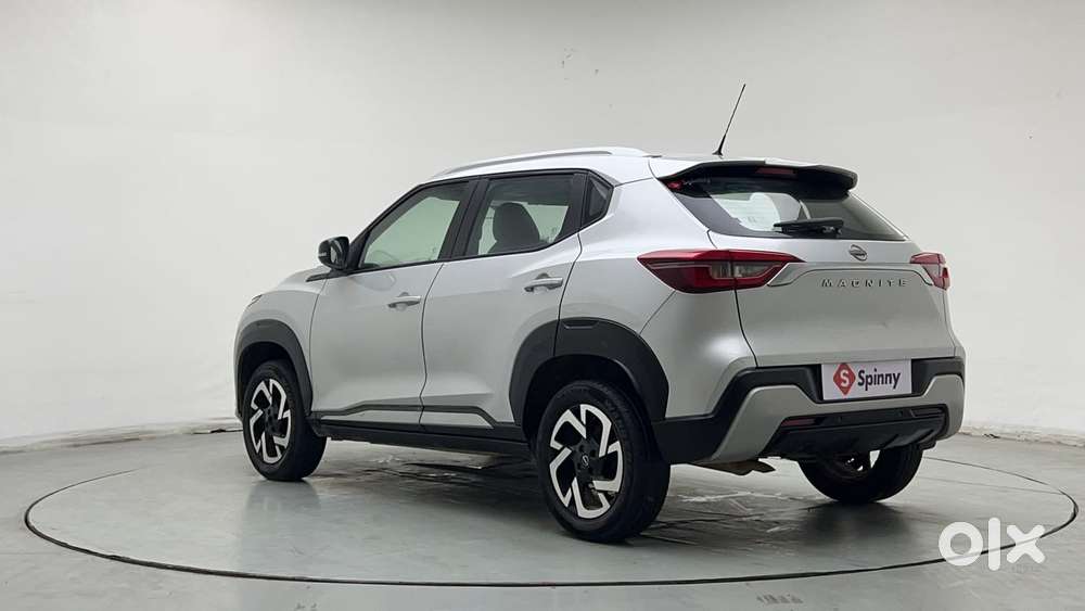Nissan Magnite 1.0 Xv Executive, 2022, Petrol