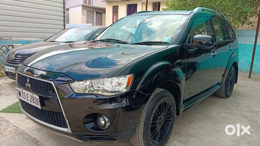 Mitsubishi Outlander 2011 Petrol Well Maintained