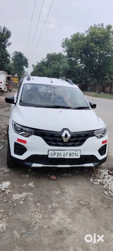 Payshe Ki Sakt Jarurat Hay