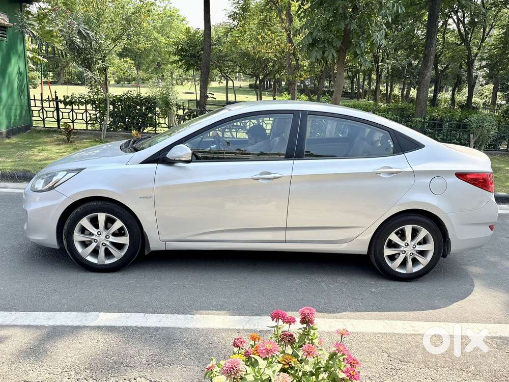Hyundai Fluidic Verna 1.6 Vtvt Sx, 2012, Petrol
