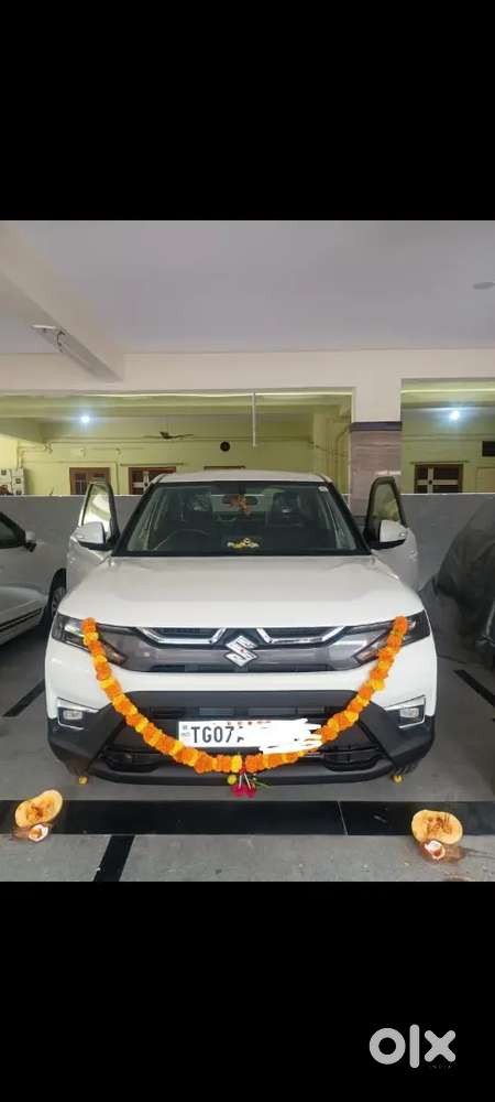 Maruti Suzuki Brezza 2025 Petrol 5062 Km Driven